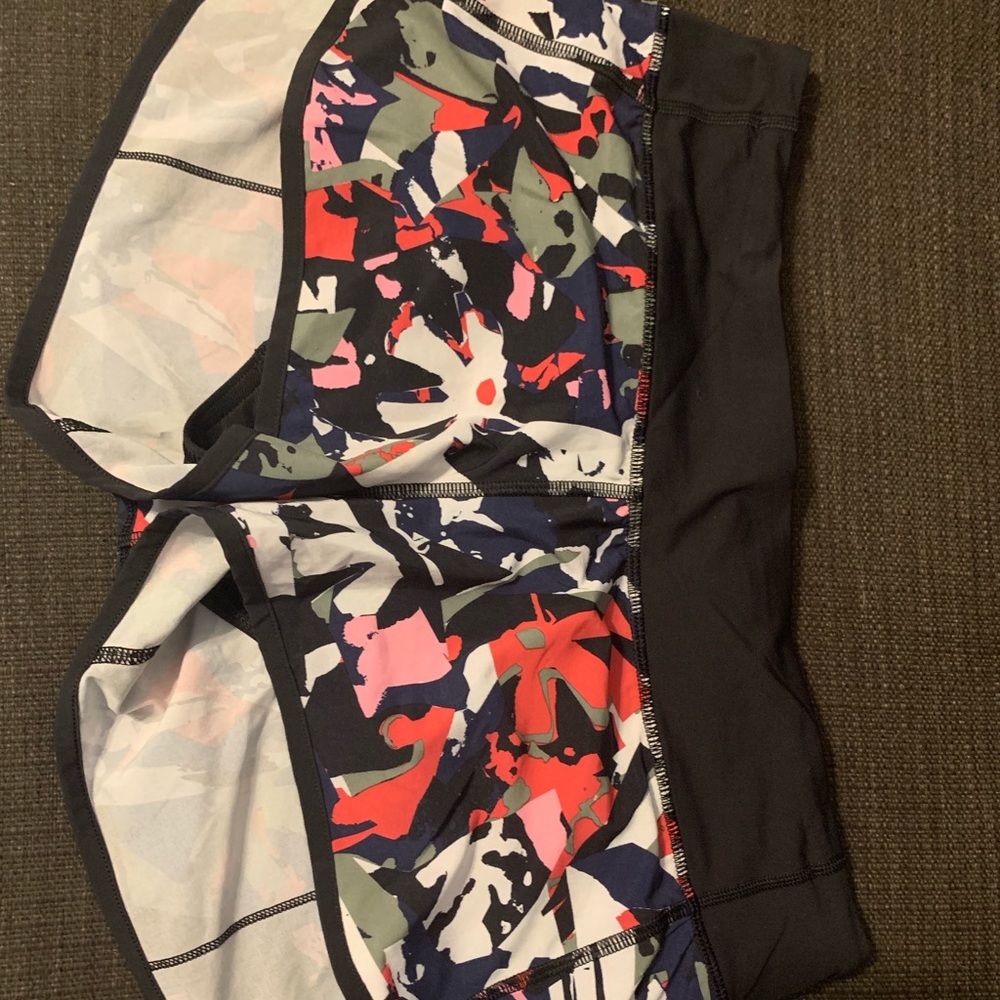 Lululemon speed shorts size 8